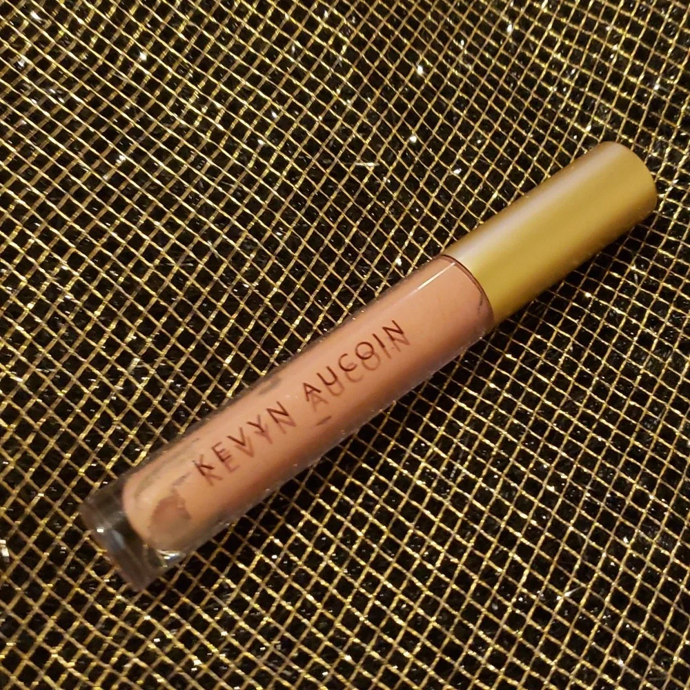 🧚‍♀️NICOLE Kevyn Aucoin DISCONTINUED Molten Lip NWOBOX